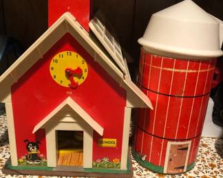 FISHER PRICE BARN