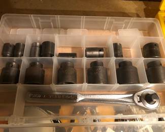 SOCKET SET