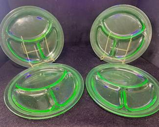 4 Vaseline Divided Plates
