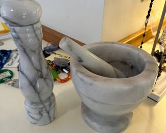 Marble Pepper Grinder and Mortar & Pestle