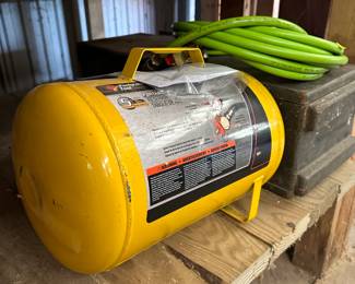 11 Gallon Portable Air