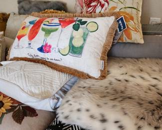 Lots of Decorator Pillows