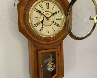Regulator wall clock