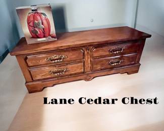 Lane Cedar Chest