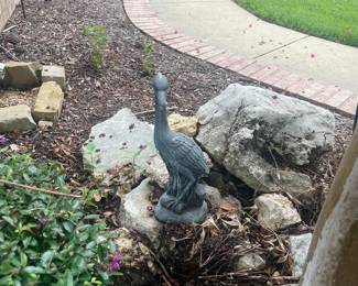 Iron bird yard decor