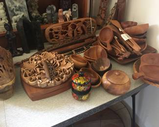 Teak and Wood Bowls, Utensils, Platters, Trays 