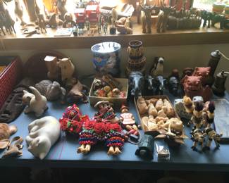 Living Room- Stone, Terra Cotta, Quartz  Figures]Overview 