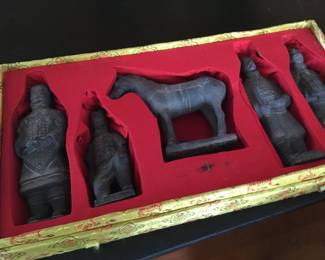 Living Room- Sculpture Set