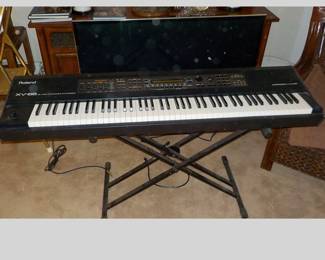 Roland XV-88 Keyboard