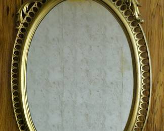 wall mirror