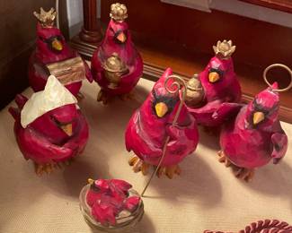 a first for me   a cardinal  nativity  i LOVE LOVE THIS !!  SO UNIQUE   WELL AT LEAST I THINK IT IS 