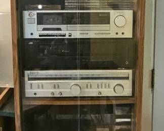 Stereo cabinet
