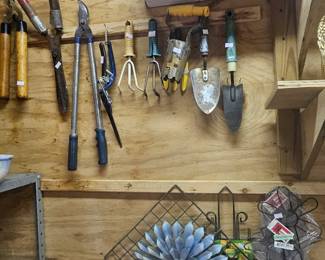 Garden tools