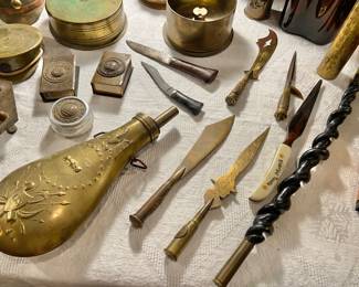 WWI and WWII trench art