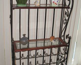 Folding metal Wine Shelf