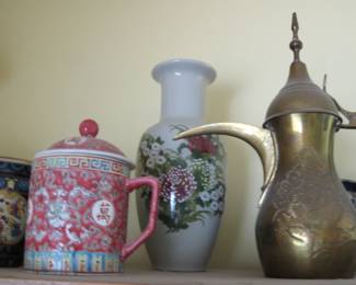 Misc vases & brass teapot