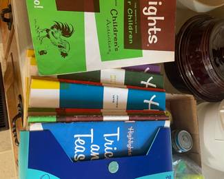 Vintage highlights set in original box from 1960-1970