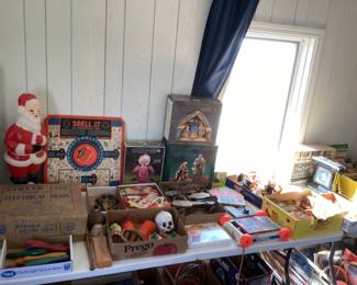 Blow mold, Halloween, Nativity sets