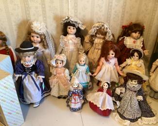 Dolls of the world