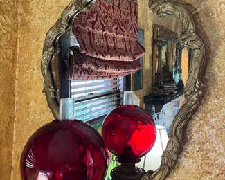 Beautiful cranberry banquet lamp