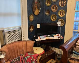 Many many portrait plates (tin) some are advertising plates