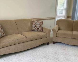 Bassett Sofa Loveseat