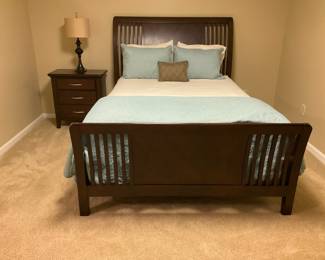 Queen Bed, Nightstand Lamp