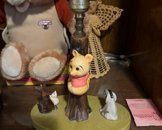 Vintage Winnie the Pooh lamp.