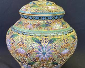Lot # : 431 - Vintage cloisonné brass enamel jar with lid

