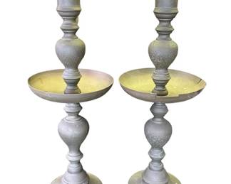 Lot # : 436 - Pair of vintage brass candlesticks
