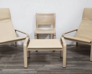 Lot # : 32 - Matteo Grassi Italian leather lounge chairs,
