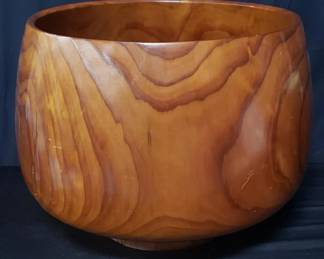 Lot # : 58 - Neil Weston 1987 turned redwood planter pot
