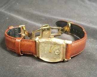 Lot # : 164 - Vintage Bulova wristwatch
