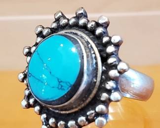 Lot # : 409 - Tibetan handmade ring with turquoise stone.
