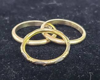 Lot # : 94 - Three 14k gold rings
