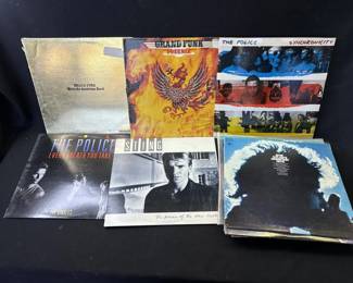 Lot # : 182 - Group of 14 vintage vinyl records
