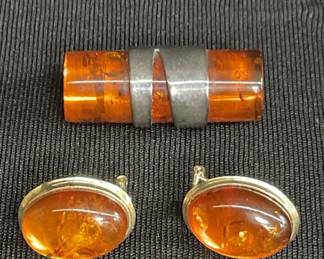 Lot # : 84 - Amber and sterling jewelry
