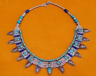 Lot # : 400 - Tibetan handmade necklace with turquoise, coral
