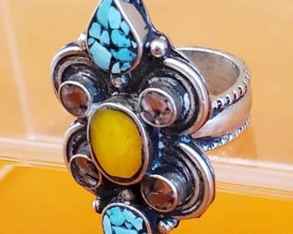 Lot # : 411 - Tibetan handmade ring with turquoise, coral and
