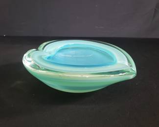 Lot # : 111 - Murano-style glass ashtray
