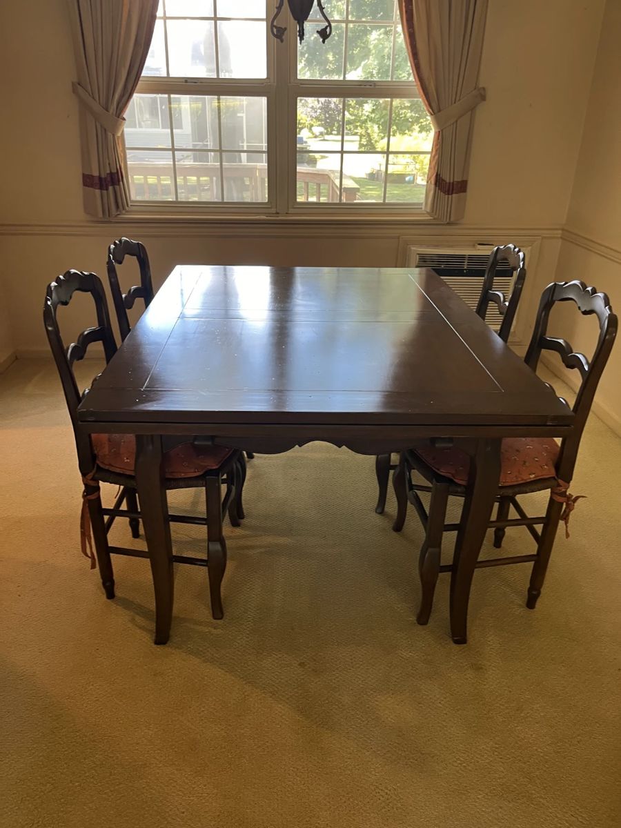 dining table