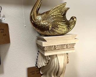 cutest corbel for displaying trinkets, perfumes, statues