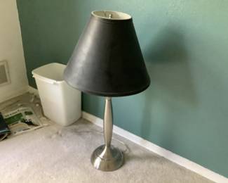 2 matching lamps