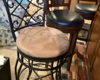 2 matching bar stools