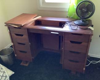 Sewing desk