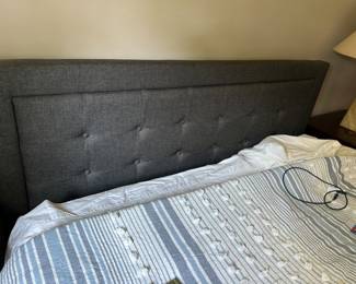 Nice Queen Bed Complete