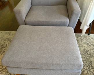 Great Chair and Ottoman