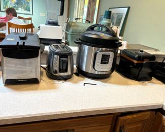 Fryer, Toaster, Cook Pot 