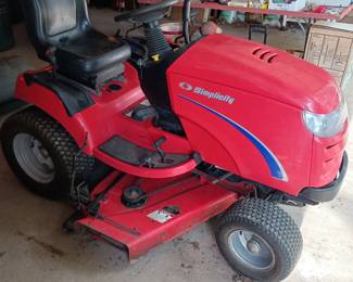 Simplicity Conquest Riding Mower.  Runs Great. Power Steering, 22 hp. Vanguard Engine. 50 inch Deck!