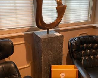 Vtg Franklin tufted chair and ottoman, Moore garden sculpture